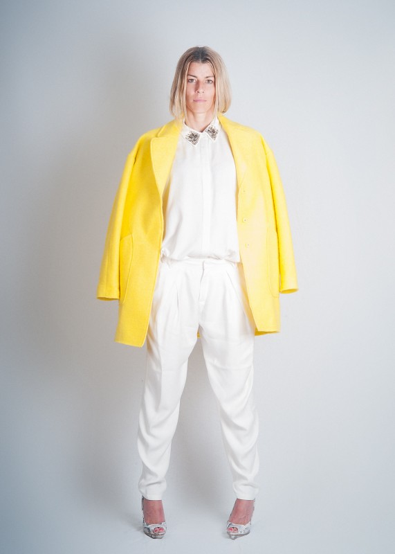 loo total white+ amarillo fluor!