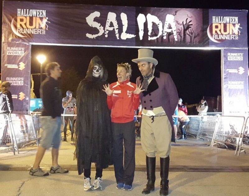 Eva Arias, Halloween-run